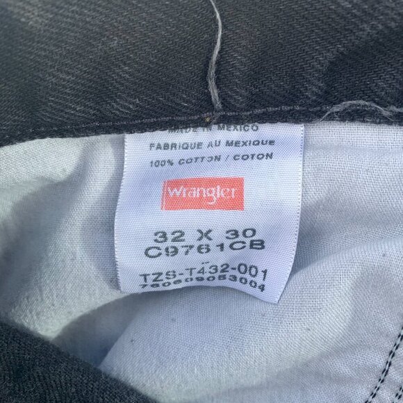 Wrangler Black Denim Straight Leg Dark Wash Classic Relaxed Fit Jeans - Picture 6 of 10